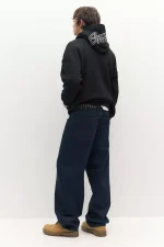 Noir Pull STWD (4)
